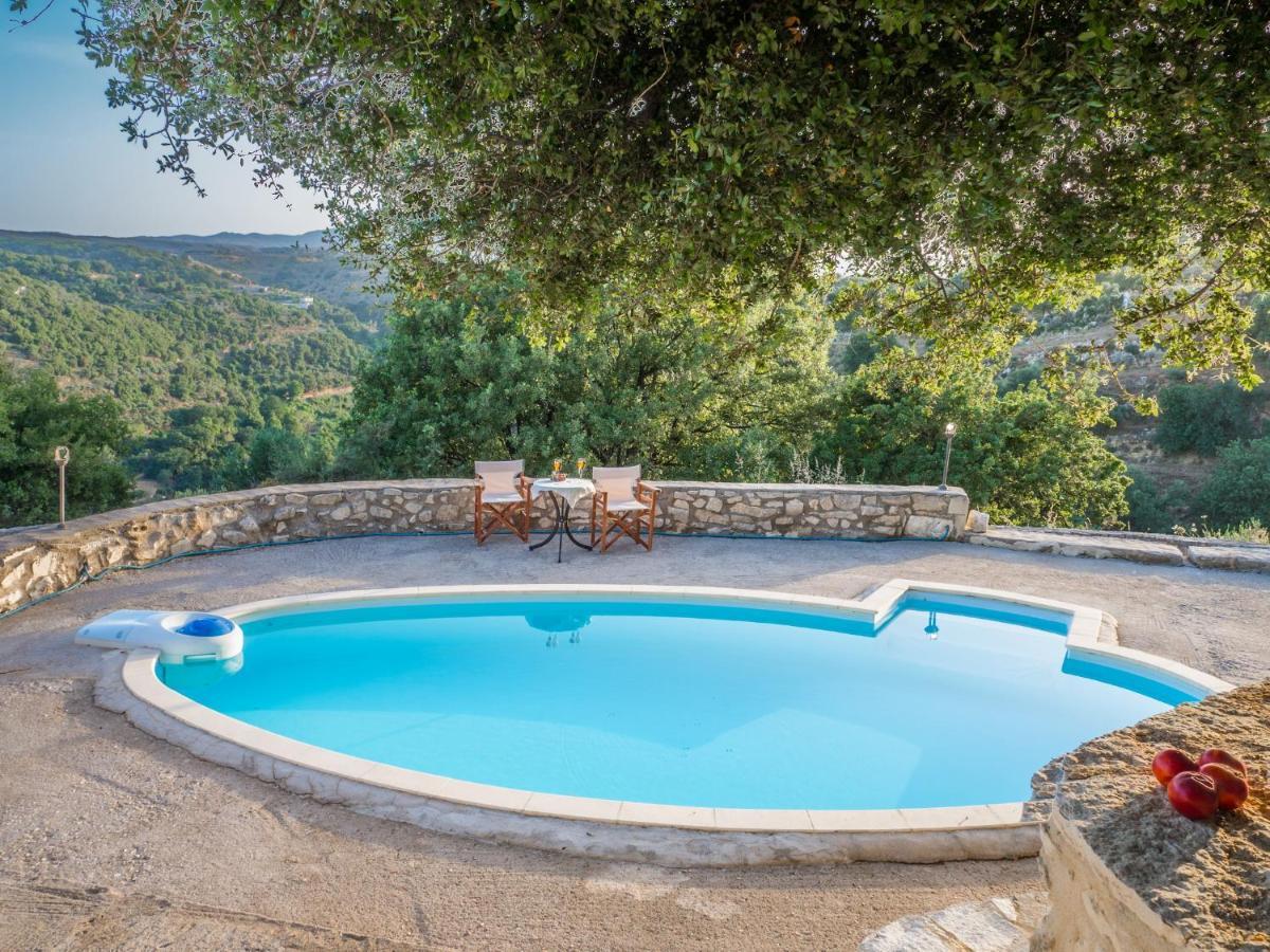 Stone Built Private Limeri With Pool, Bbq & Shaded Patio Willa Ano Valsamoneron